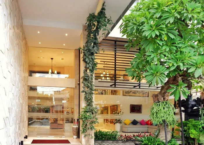 Saris Kuta